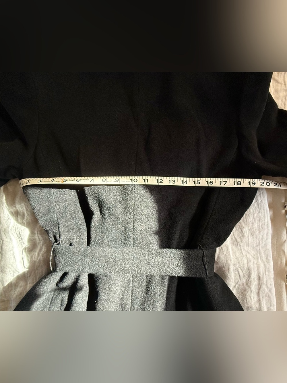 Calvin Klein Black Fully Lined Wool Coat with Snap Closure & Tied Waist. Size 6 - Picture 9 of 9